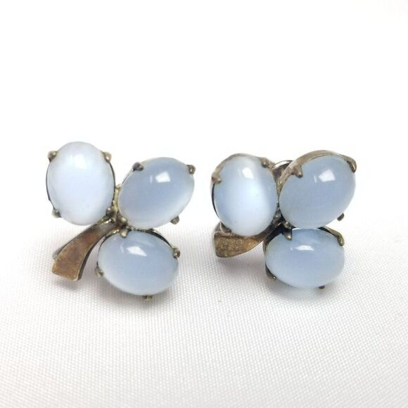 Vintage Sterling Silver Light Blue Cabochon Cat's Eye Screw Back Earrings - Picture 6 of 7